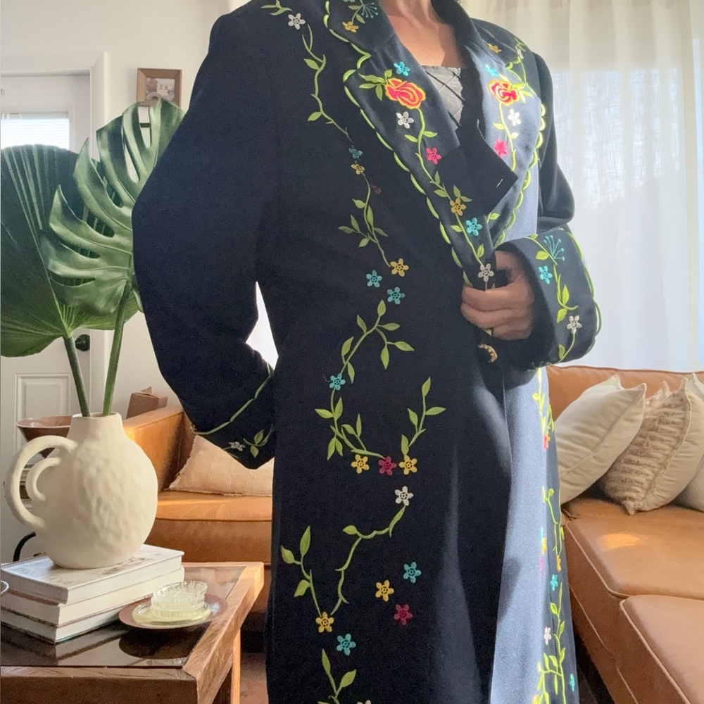 Vintage Embroidered Colorful Floral Navy Coat - Womens Jacket - Picture 7 of 7